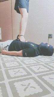 【萌宝儿】重度高跟全体重踩-骑马叼鞋脚-插嘴 bf30857封面图