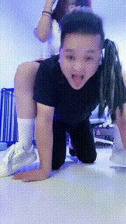 【甜心教主】和小姨初尝试-骑马舔脏鞋耳光踩【双视角版】 bf31212_2封面图