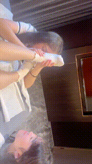 【橘子没熟】素人技师-奴下奴-互掐脖子舔高跟脚趾缝 bf31537封面图