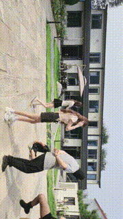 【沅芷大人】3S轮流飞踹狂踹双奴全体重踩踏【双视角版】 bf32521_2封面图