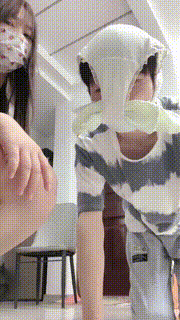 【樱子大人】快递小哥取原味被虐 bf31595封面图