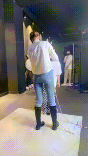 【冰诺】母畜-五花大绑长靴踩踏 bf32403封面图