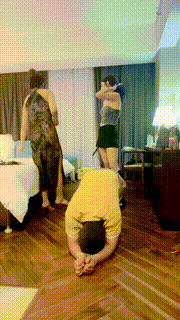 【南乔大大】捆绑丝袜塞嘴重度抽打喝圣水 bf32286封面图