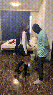 【精神小妹】6S学生主-暴力踢踹窒息 bf32226封面图