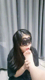 【小羊】母畜-羞涩舔裸足【完整版】 bf32648_2封面图