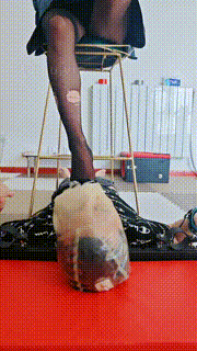 【媚娘】臭脚丫全包捂脸窒息 bf32130封面图