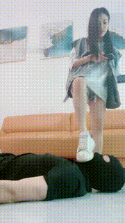 【甜一】小白鞋碾狗爪踩跺鞋底擦舌头深喉插出血【完整版】bf31300_1