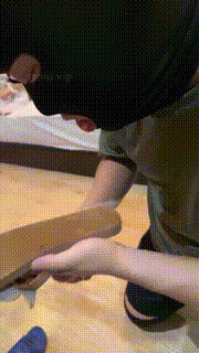 【黑兔S】双S-下跪伺候我和素人闺蜜-气味训练【上】JS23092401封面图