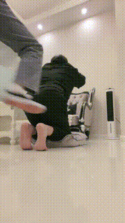 【萱萱子】帆布鞋原味白袜踩踏闻舔 bf32759封面图