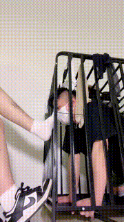 【雯雯】狗笼圈养专治不听话的狗喝圣水 bf32924