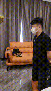 【彼岸花开】素人S运动鞋裸足踩踏 bf33236封面图