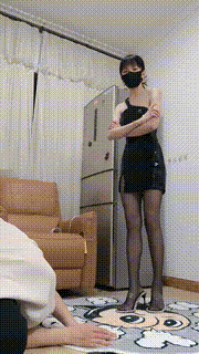 【暴力美学】暴力催收-电击鞋踹头插嘴踩脖窒息 bf33521封面图