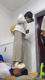 【精神小妹】素人学生S全体重踩踏初尝试 bf33137封面图