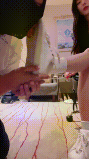 【多多】御姐S-小白鞋白袜气味辱 bf32743封面图