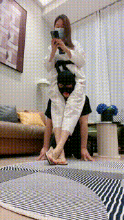 【艾莉】跆拳道S-白袜脚喂食转胯拖鞋抽耳光踩踏 bf32923